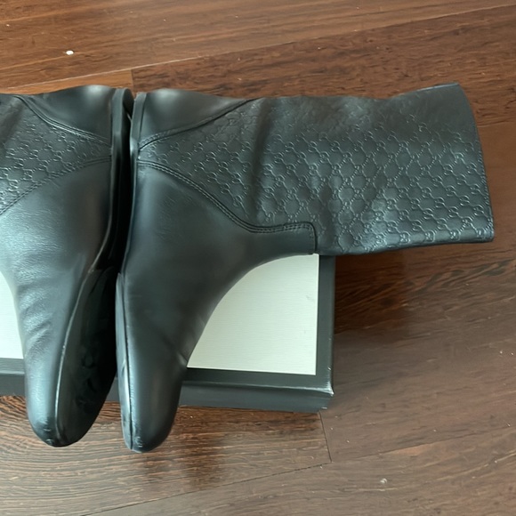 Gucci light leather boots. Authentic - Picture 9 of 11